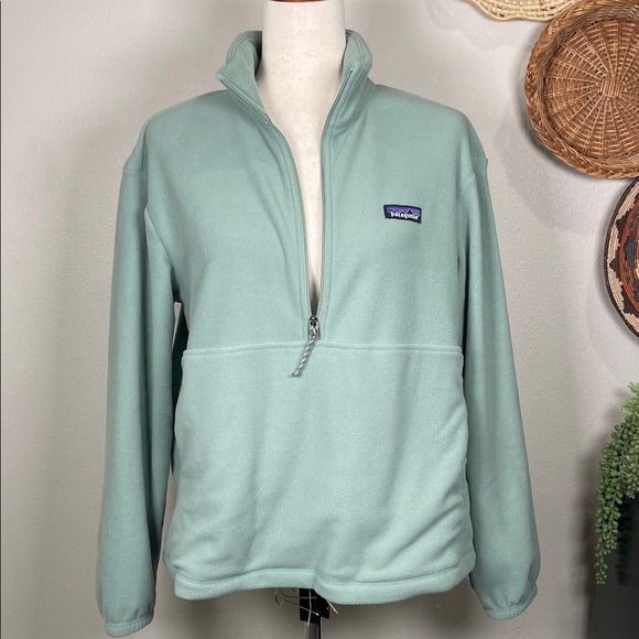 NWT’s Women’s Patagonia Micro D 1/2-Zip Fleece Pullover Elwood Green Size Medium - Picture 7 of 15